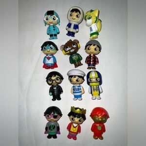 Ryan’s World lot of 12 pieces - NC, MS, WA, RI, AK, NJ, IN, MT, & more